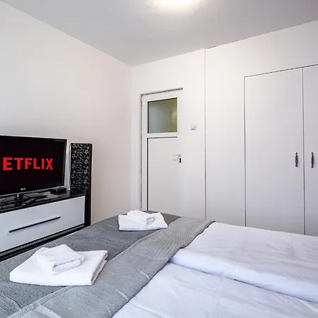 Raya Top Center 2br Varna