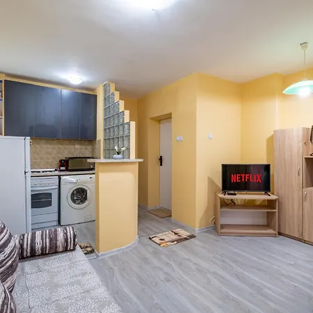 Raya Top Center 2br Apartment Varna
